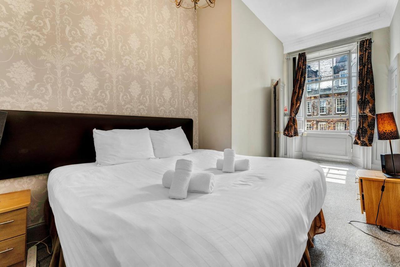 Unique 2 Bedroom Castle Suite Apartment - Near Edinburgh Castle & Royal Mile المظهر الخارجي الصورة