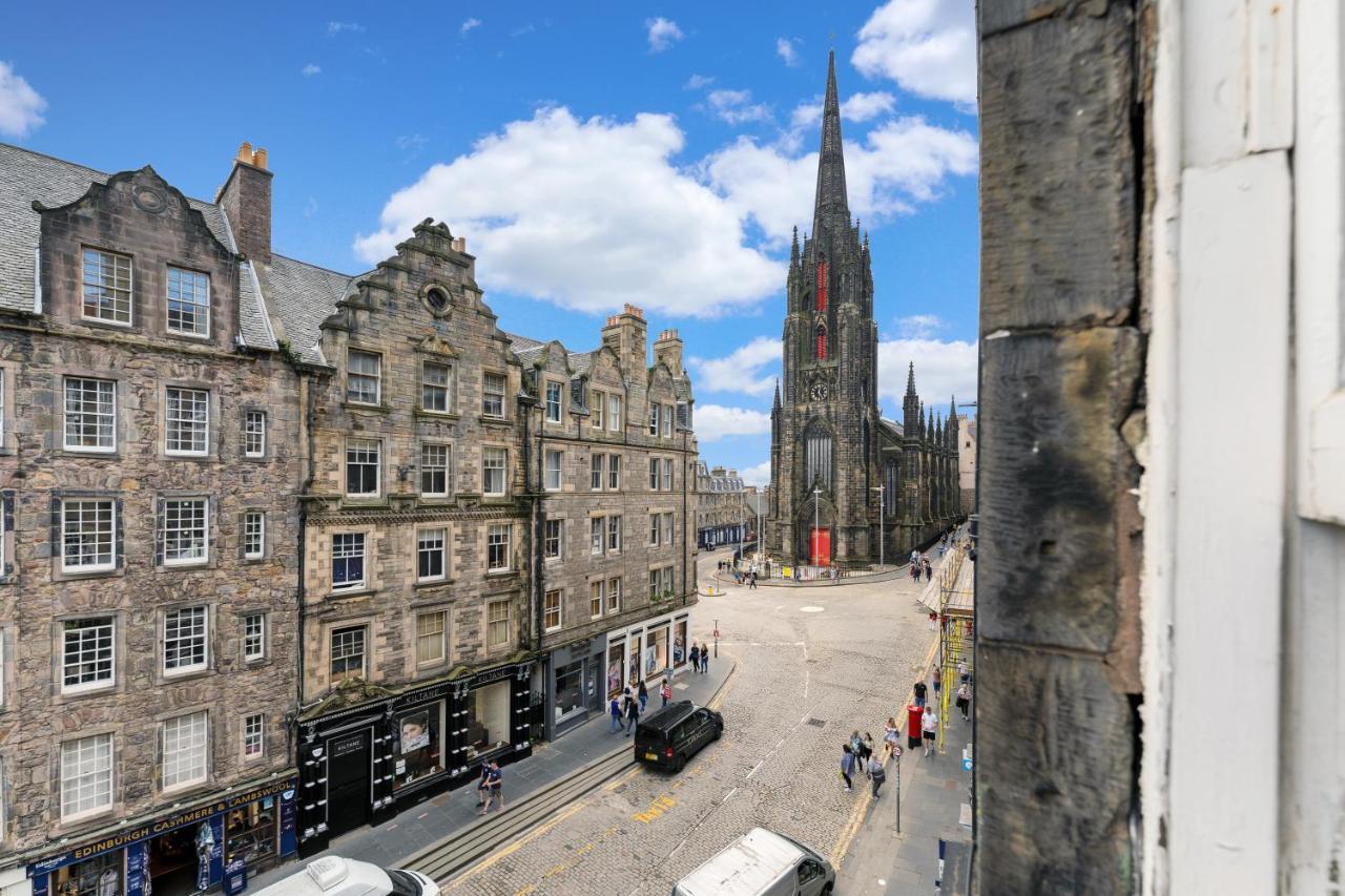 Unique 2 Bedroom Castle Suite Apartment - Near Edinburgh Castle & Royal Mile المظهر الخارجي الصورة